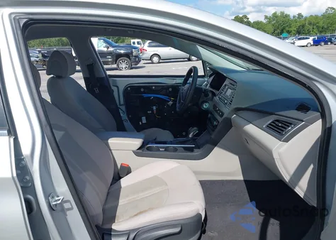 2016 Hyundai Sonata из США, поврежденный, VIN 5NPE24AF3GH404448